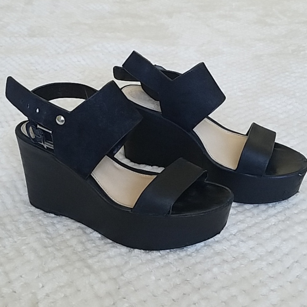 Platform sandals (free w/ purchase)